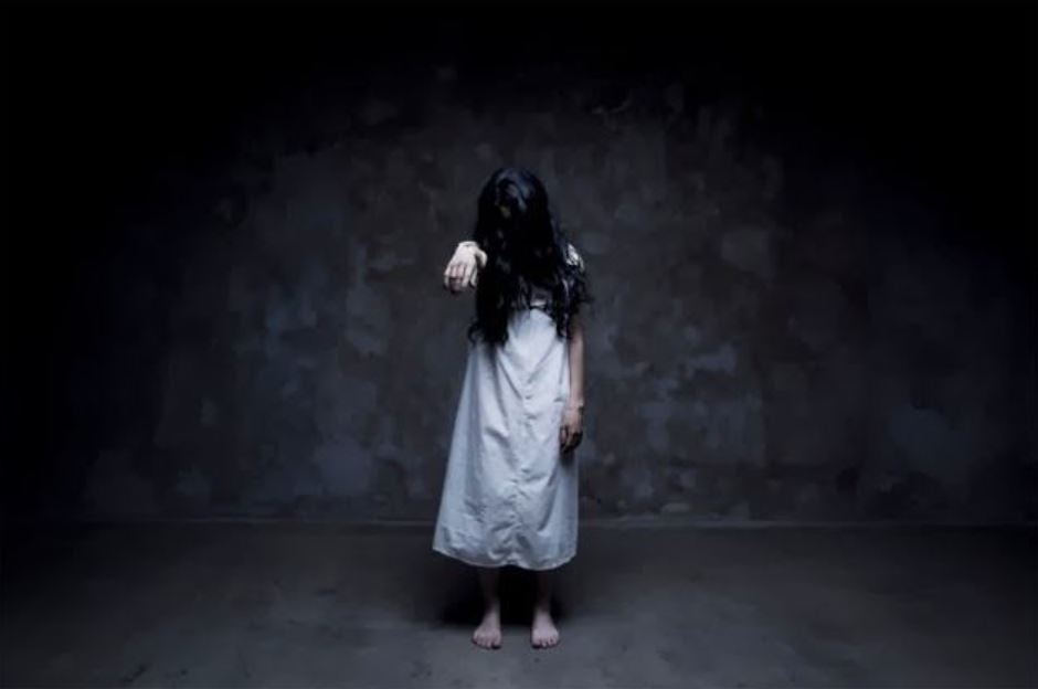 Mơ thấy ma đuổi