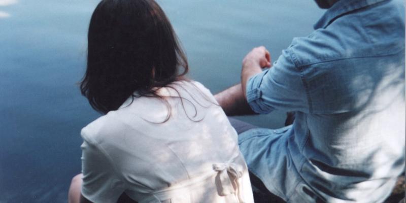 Hãy học cách hiểu người đàn ông của mình để tránh làm tổn thương tới anh ấy.