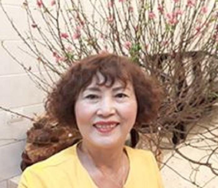 Ảnh nhà thơ Phạm Thị Hồng Thu