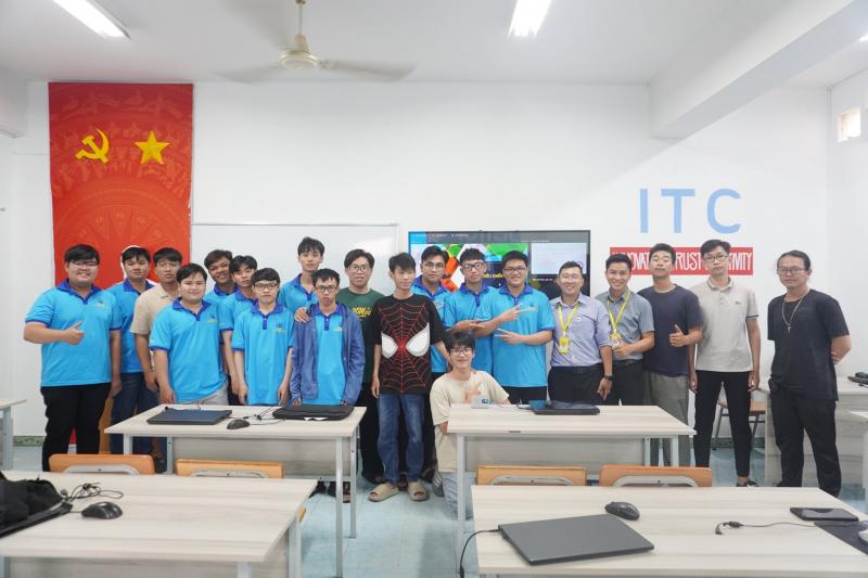 Cao đẳng Công Nghệ Thông Tin