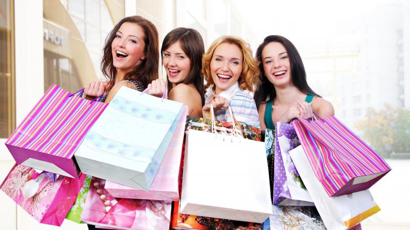 Bạn có thể trở cô ấy đi mua sắm