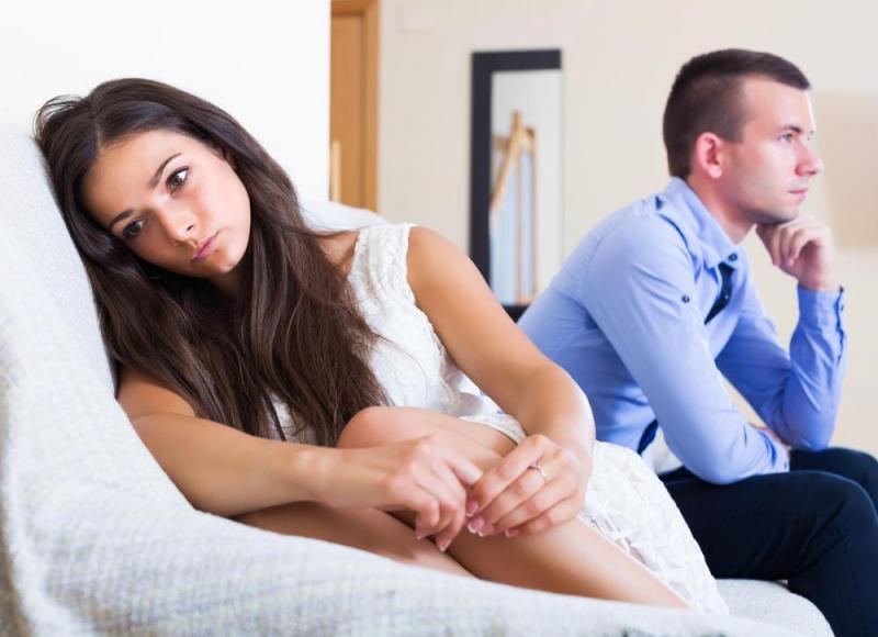 Không nên cố gắng giải quyết xung đột trước khi đi ngủ