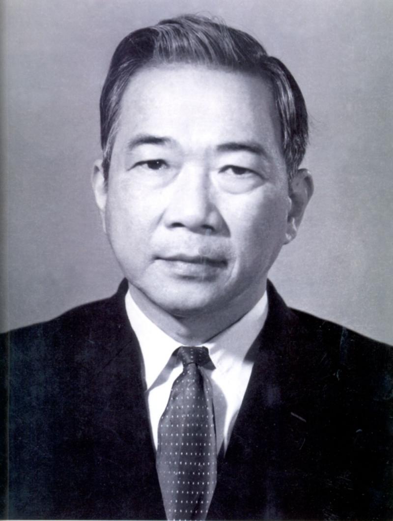 Nhà thơ Tố Hữu - người mở đầu nền thơ cách mạng Việt Nam