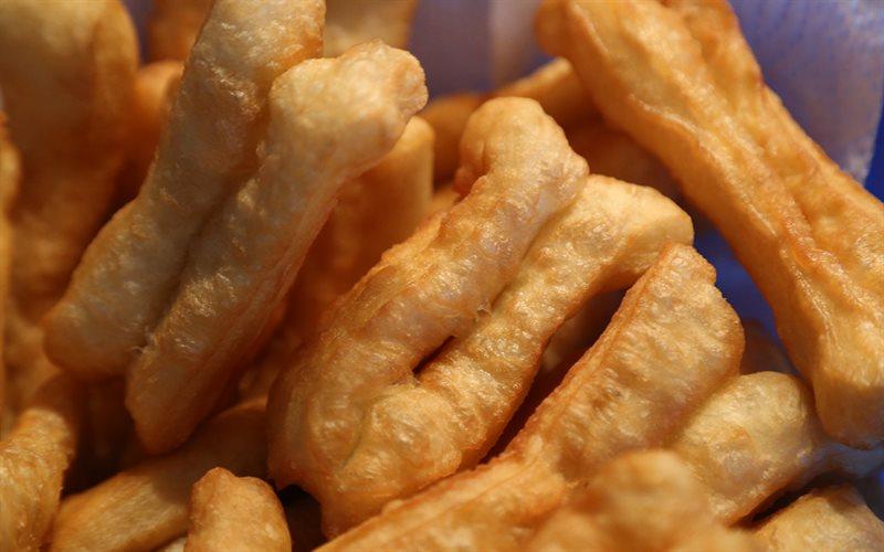 Bánh Bao Chiên & Bánh Quẩy Đùi Gà - Quan Nhân