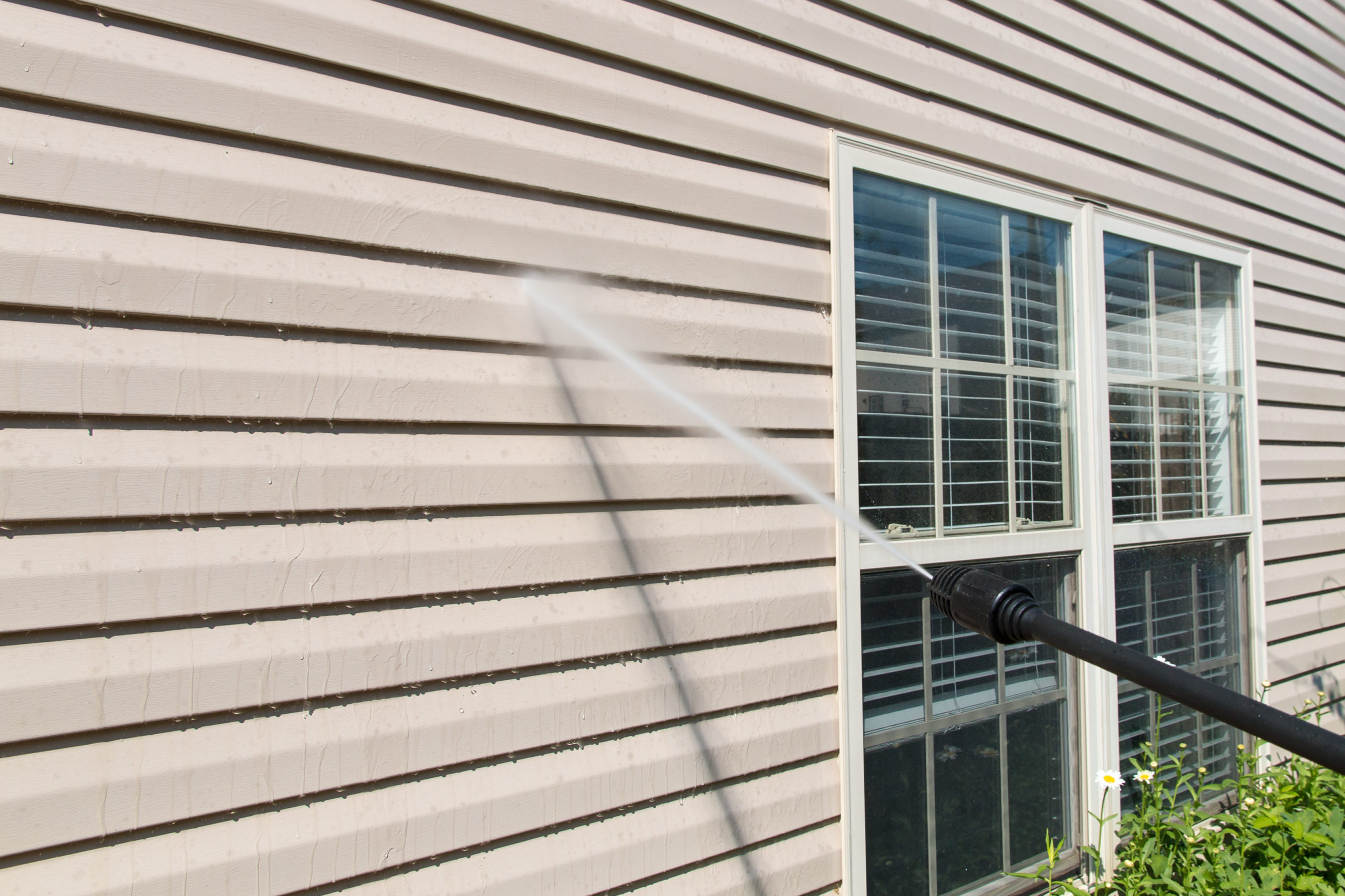 Tips to Keep Your House Siding Safe from Power Washing	